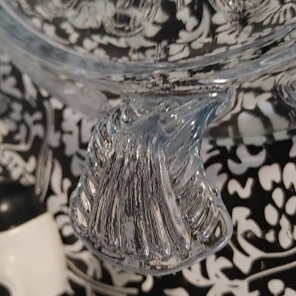 Vintage Fire King casserole Bowl - Picture 3 of 3